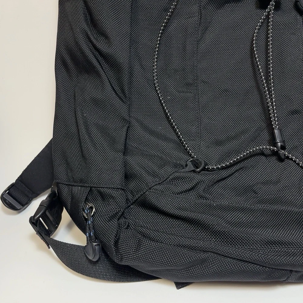 MEC Unisex Convertible Carry On Convertible Backpack In Black Color